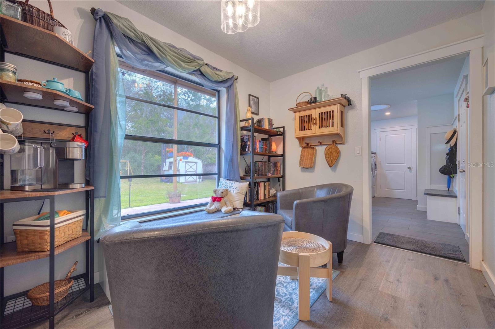 909 MERCERS FERNERY RD