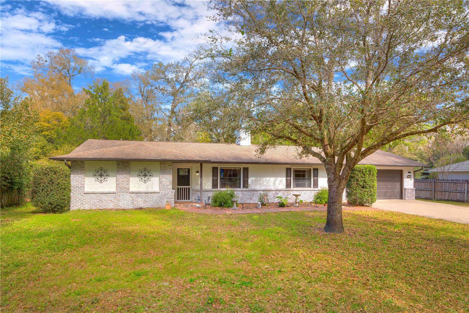 909 MERCERS FERNERY RD