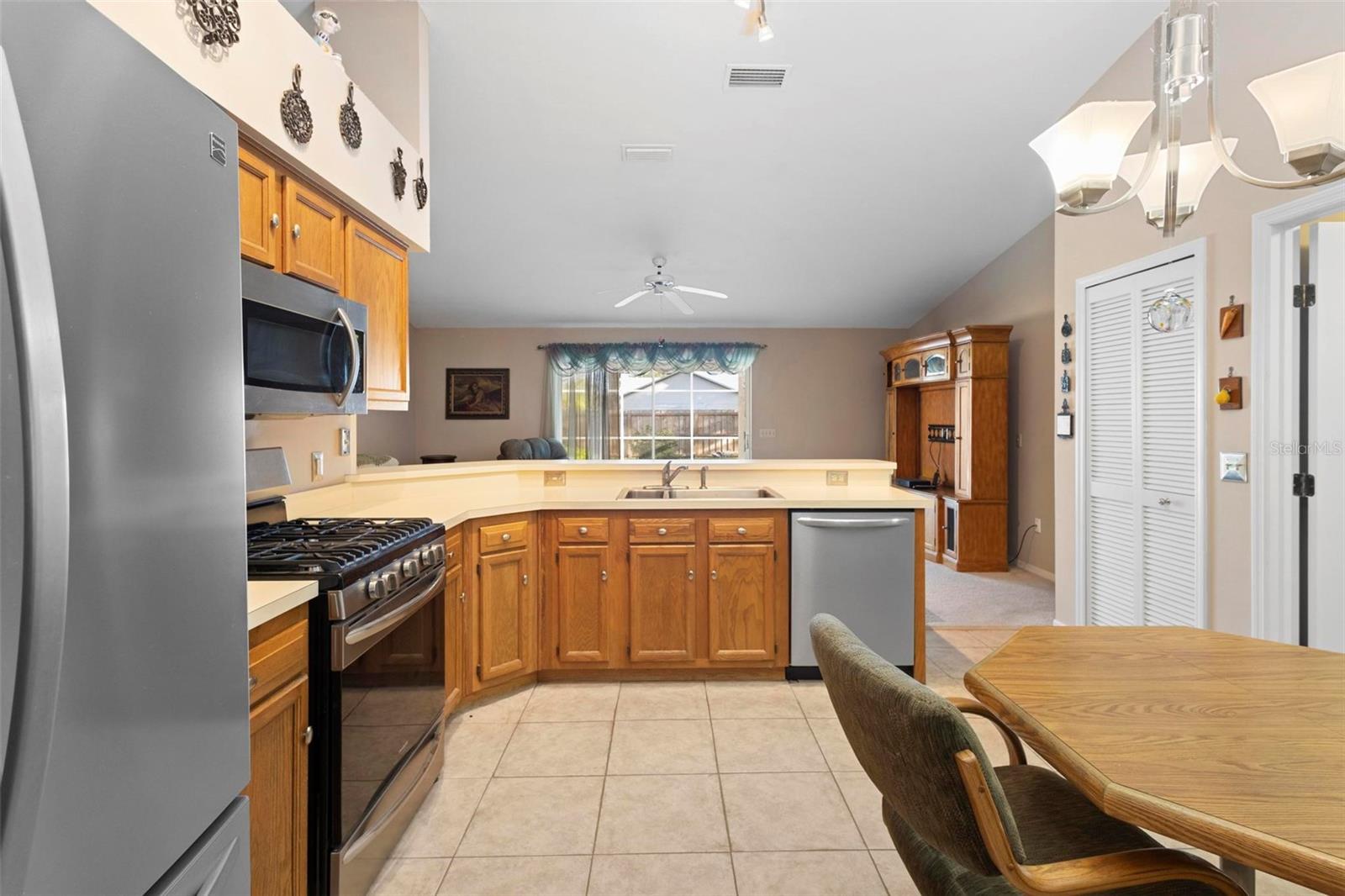 4465 WILLOW BEND DR