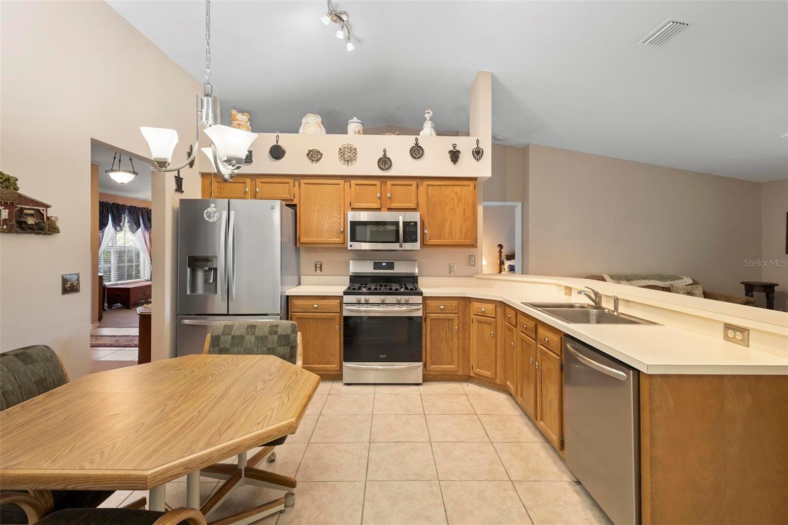 4465 WILLOW BEND DR