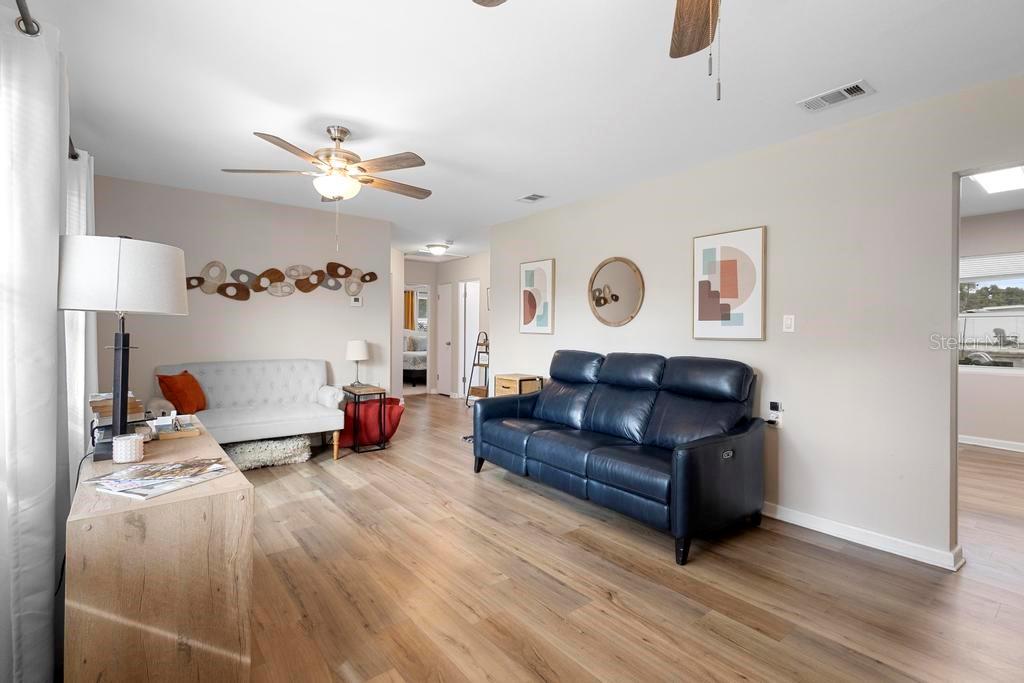 54 MAGNOLIA DR