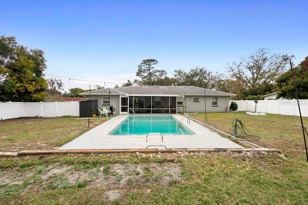 54 MAGNOLIA DR