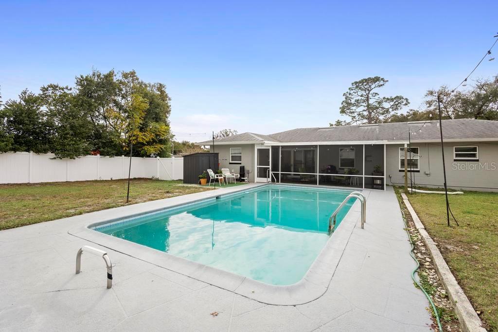 54 MAGNOLIA DR