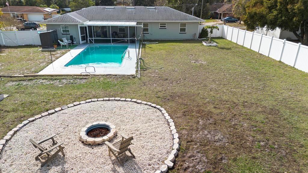 54 MAGNOLIA DR