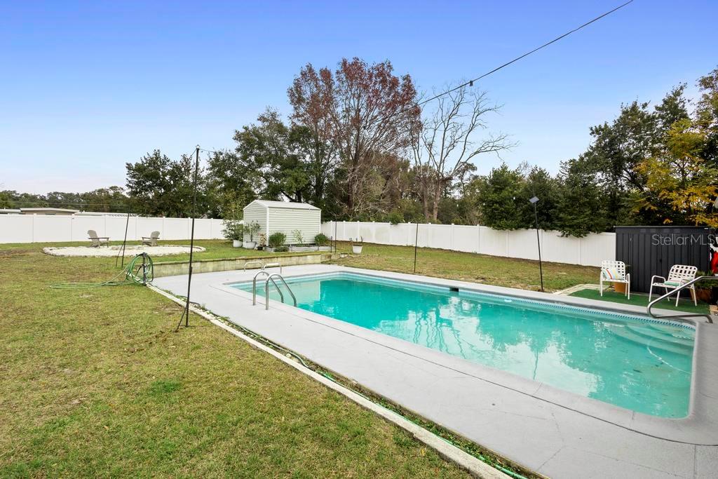 54 MAGNOLIA DR