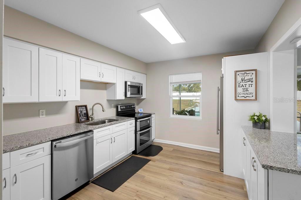 54 MAGNOLIA DR