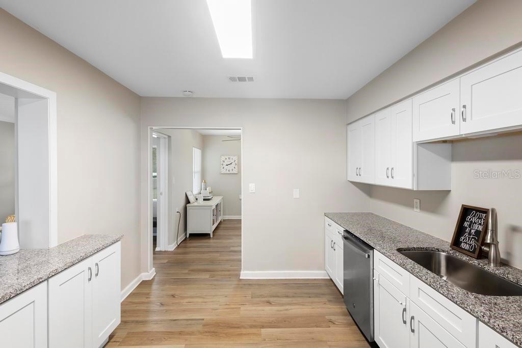 54 MAGNOLIA DR