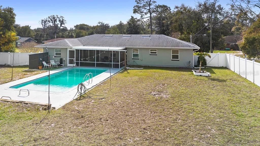 54 MAGNOLIA DR