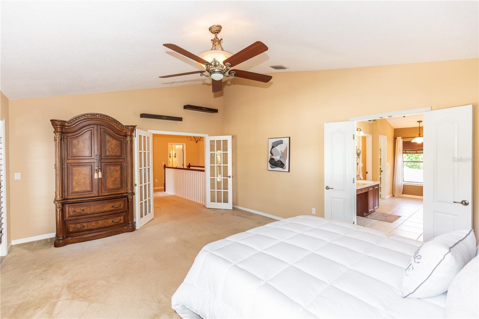 553 QUAIL LAKE DR