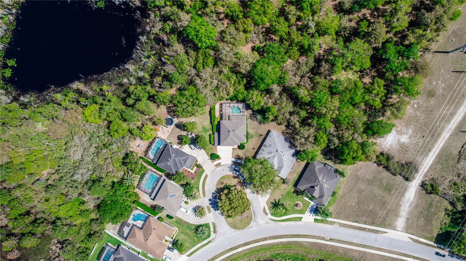 553 QUAIL LAKE DR