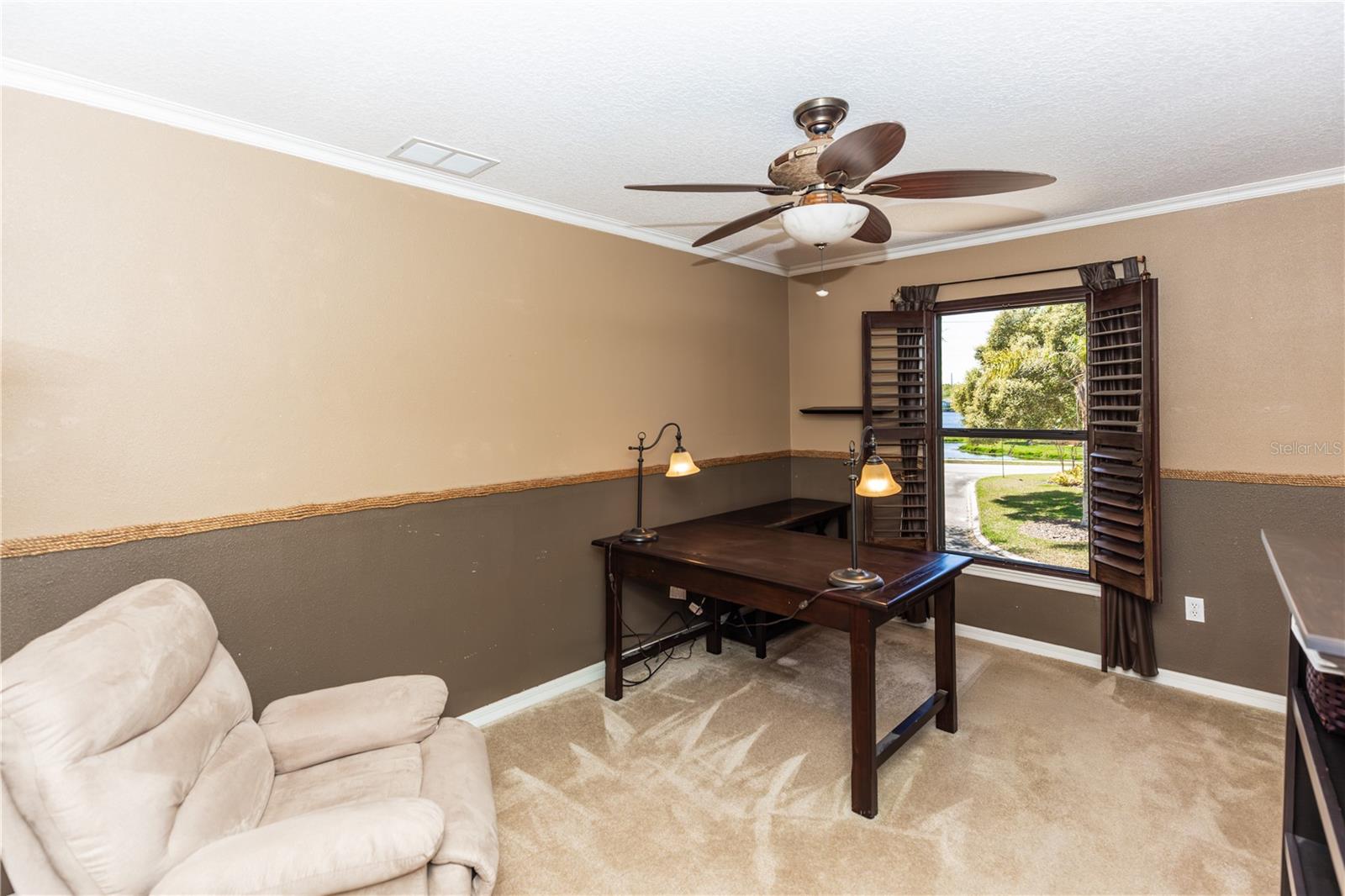 553 QUAIL LAKE DR