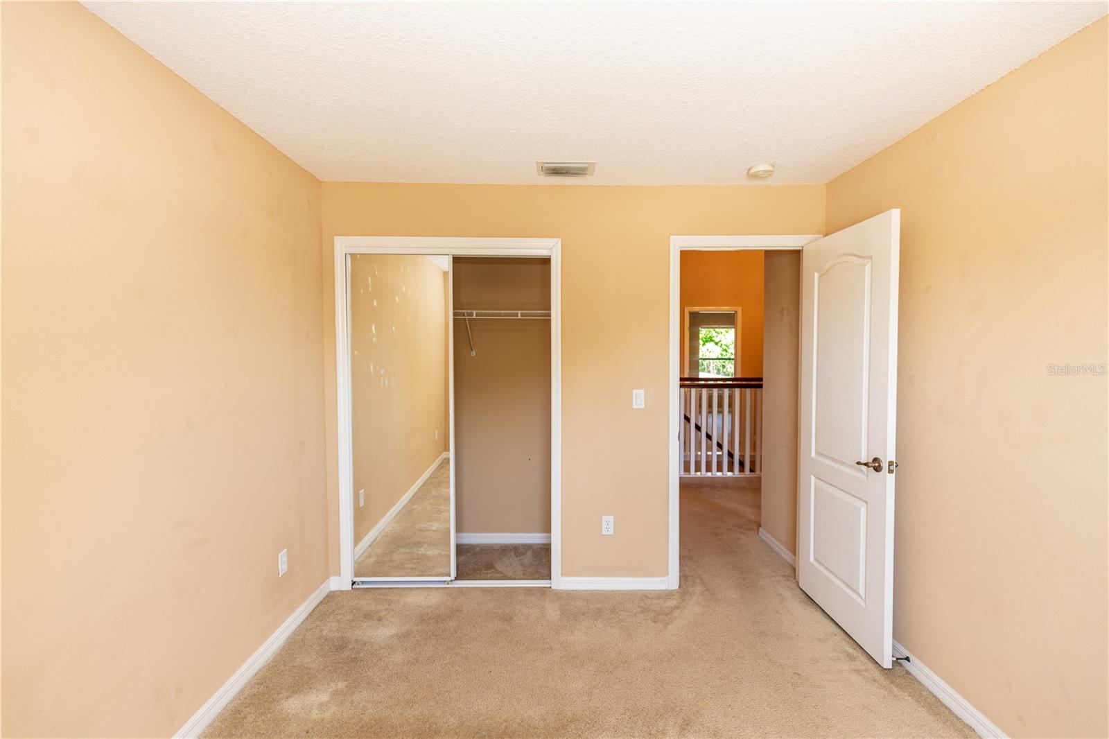 553 QUAIL LAKE DR