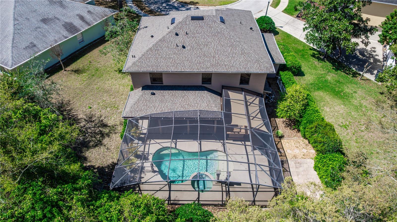 553 QUAIL LAKE DR
