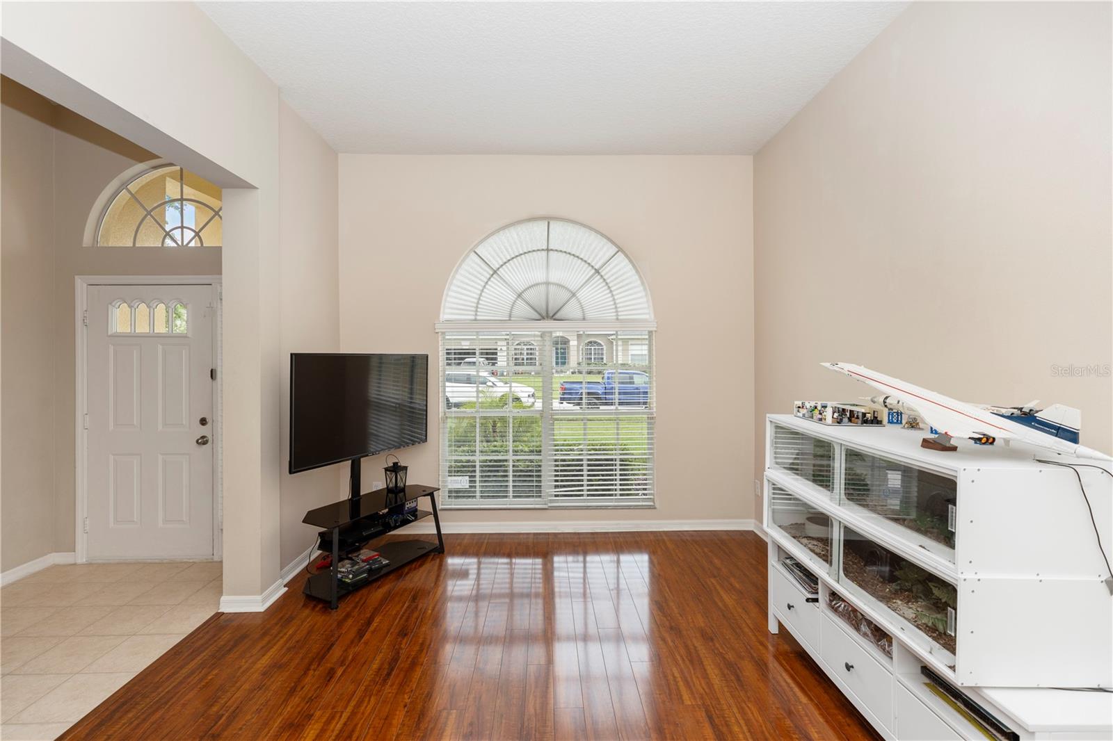 316 OAK SPRINGS DR