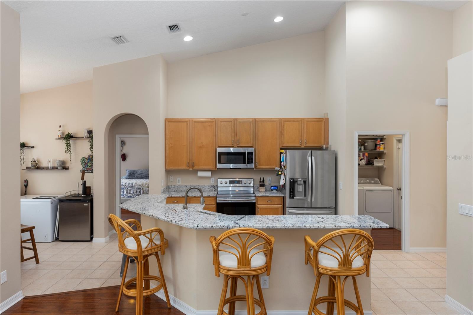 316 OAK SPRINGS DR