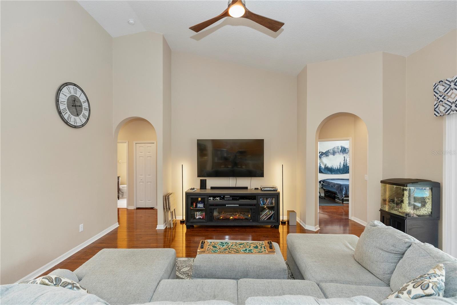 316 OAK SPRINGS DR