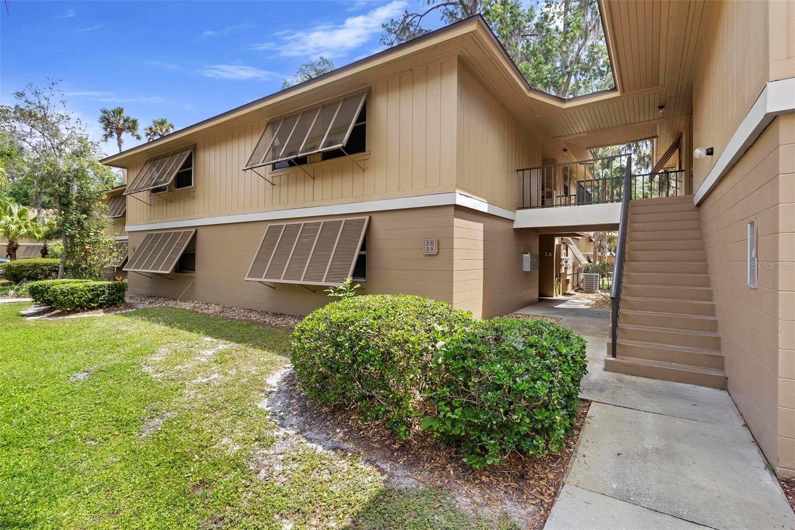 110 CYPRESS WOODS CT #2B