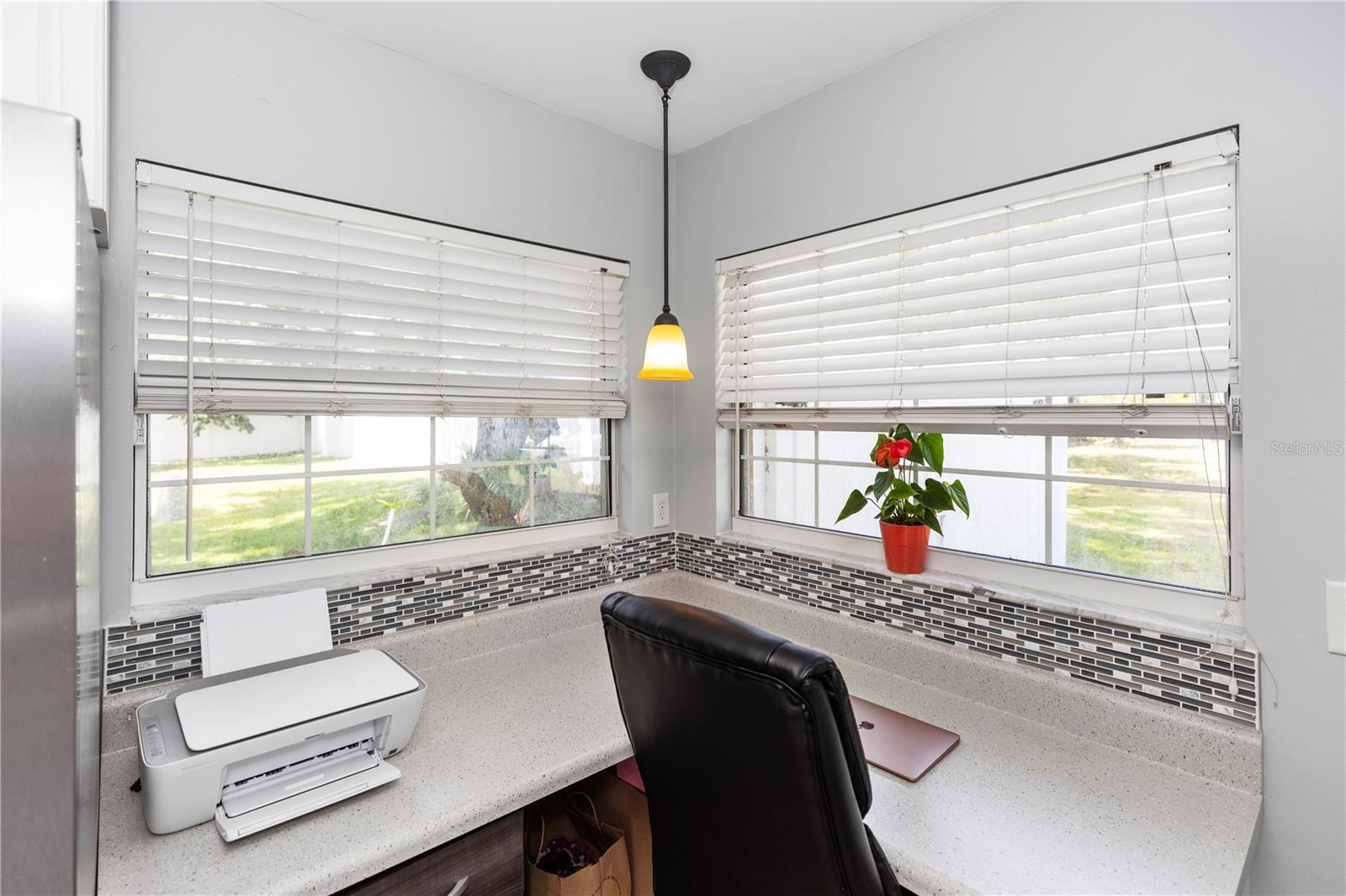 242 LINDA VISTA ST