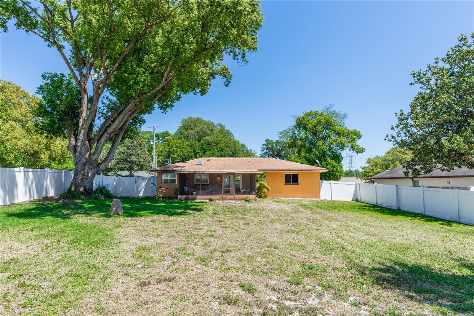 242 LINDA VISTA ST