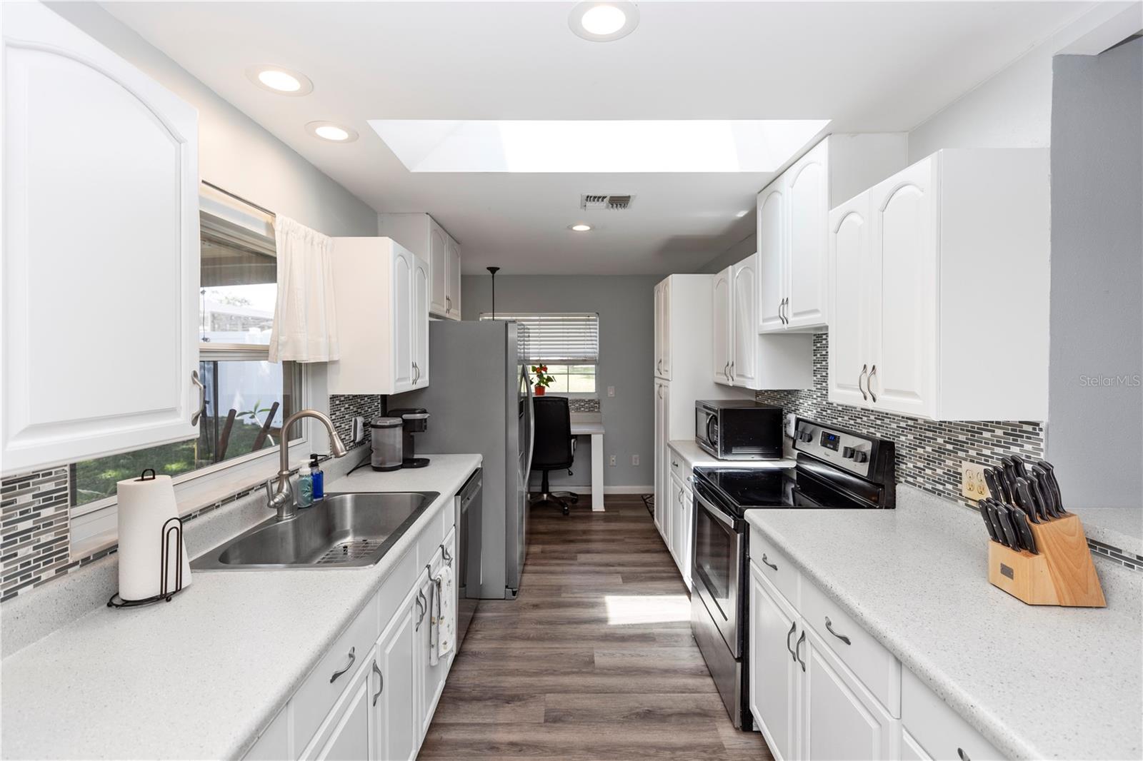 242 LINDA VISTA ST