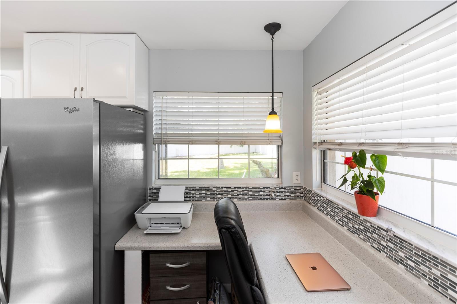 242 LINDA VISTA ST