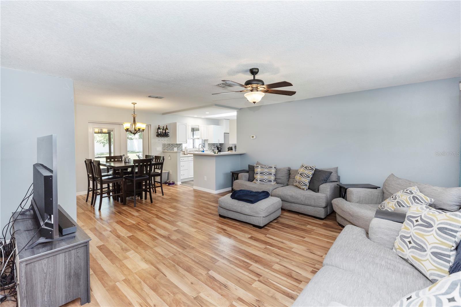 242 LINDA VISTA ST