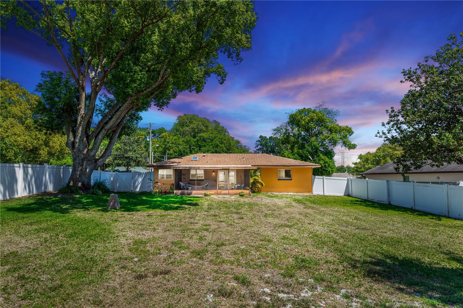 242 LINDA VISTA ST