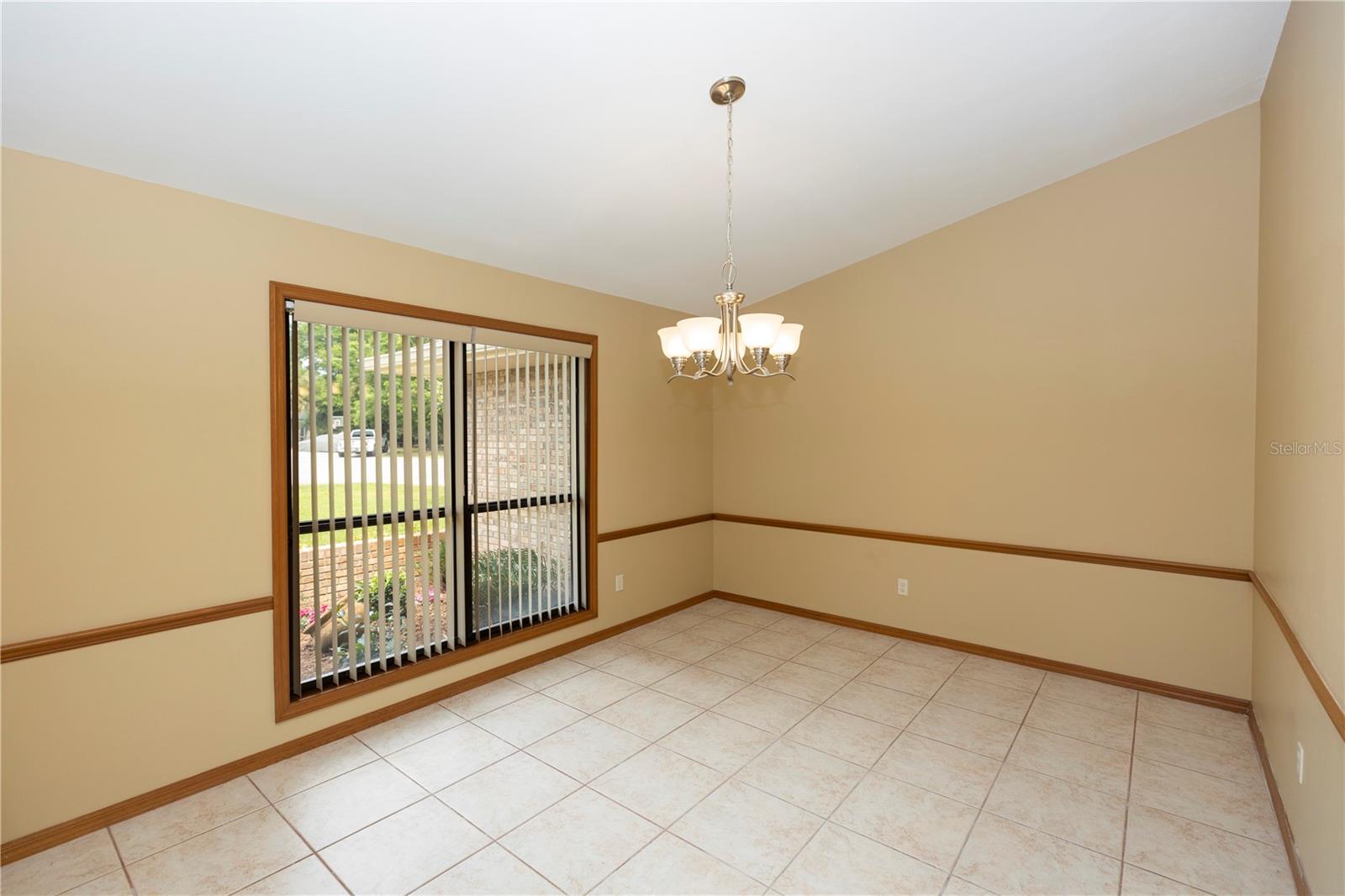 68 SPRING LAKE DR