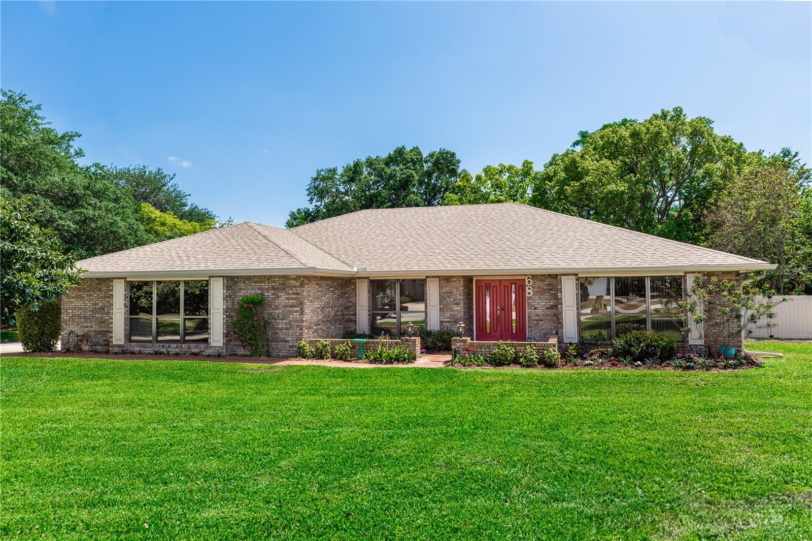 68 SPRING LAKE DR