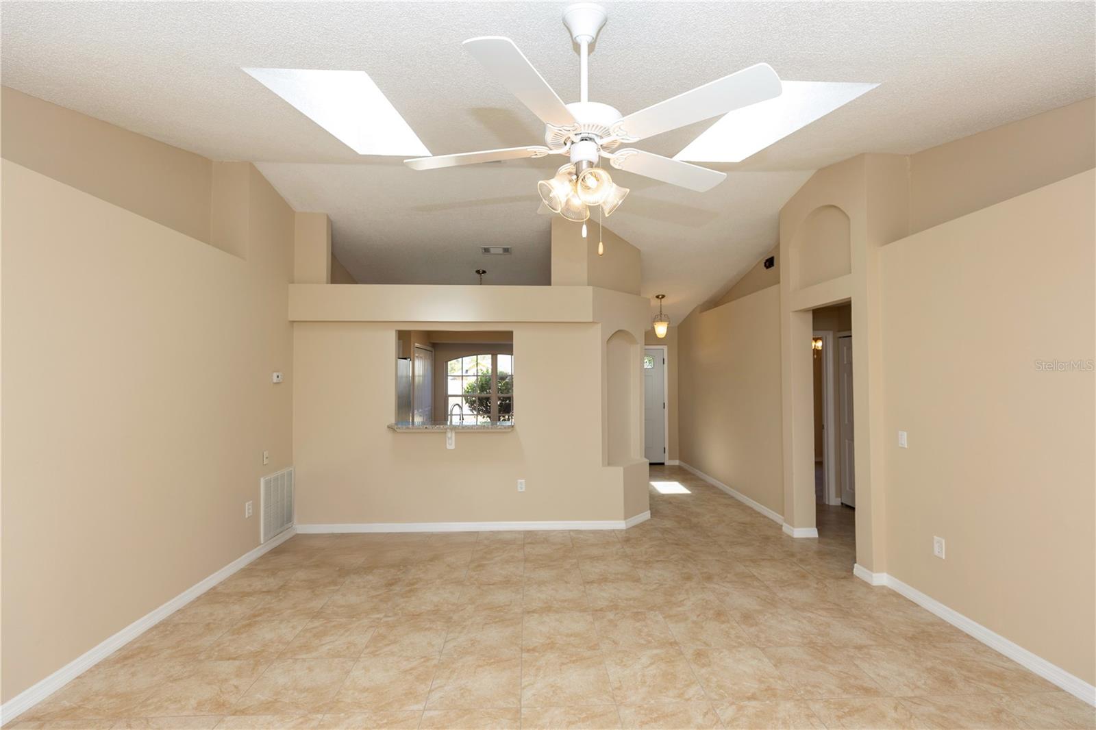 801 COLEMAN AVE