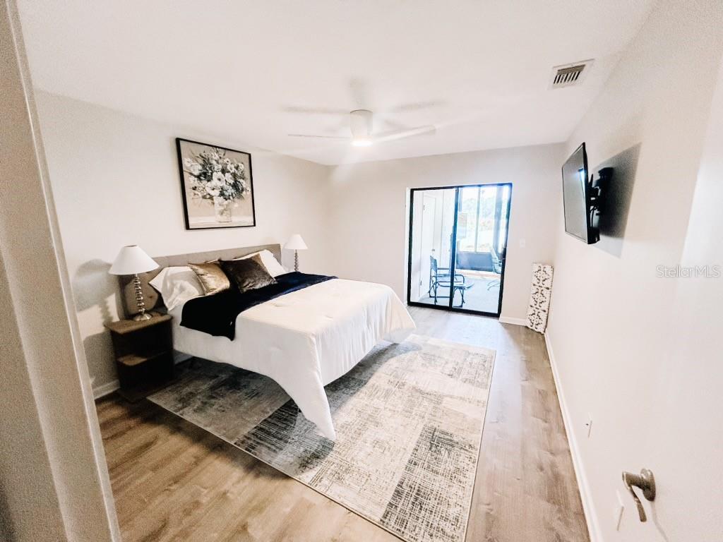 576 BELLTOWER AVE #100