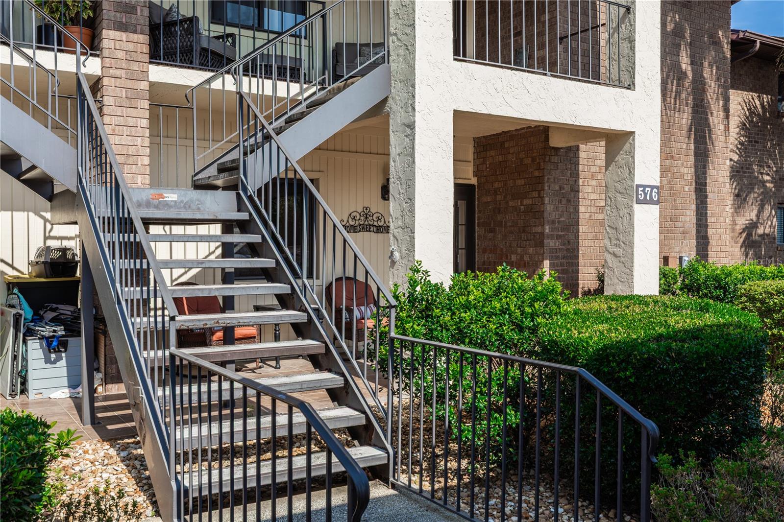 576 BELLTOWER AVE #100