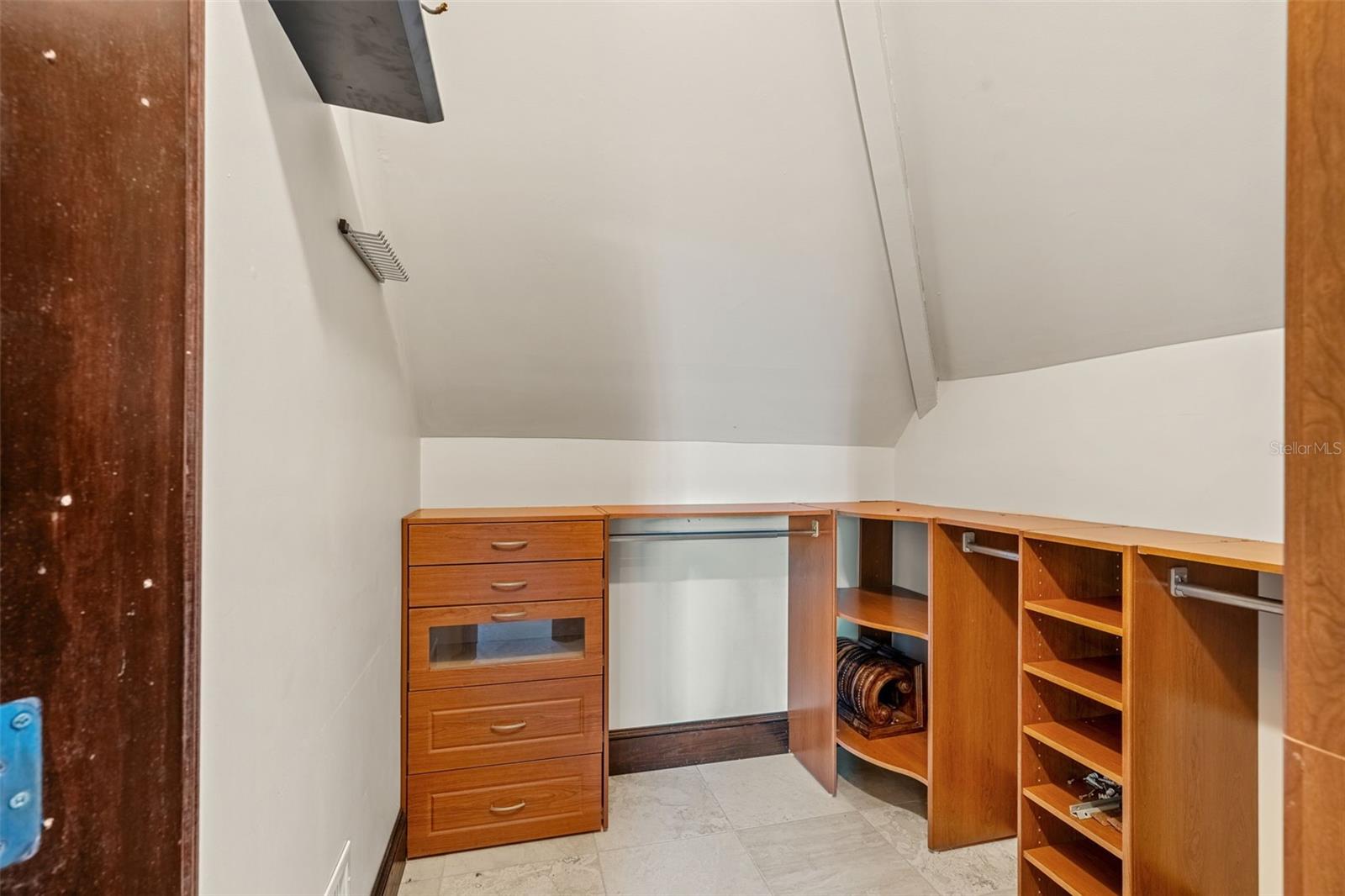 5366 N LAKE FARMS RD