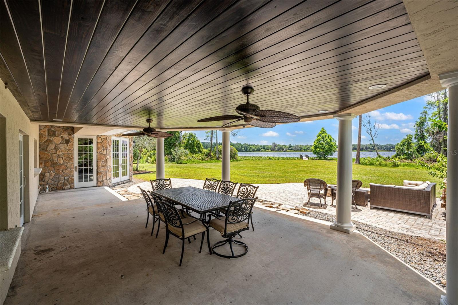 5366 N LAKE FARMS RD