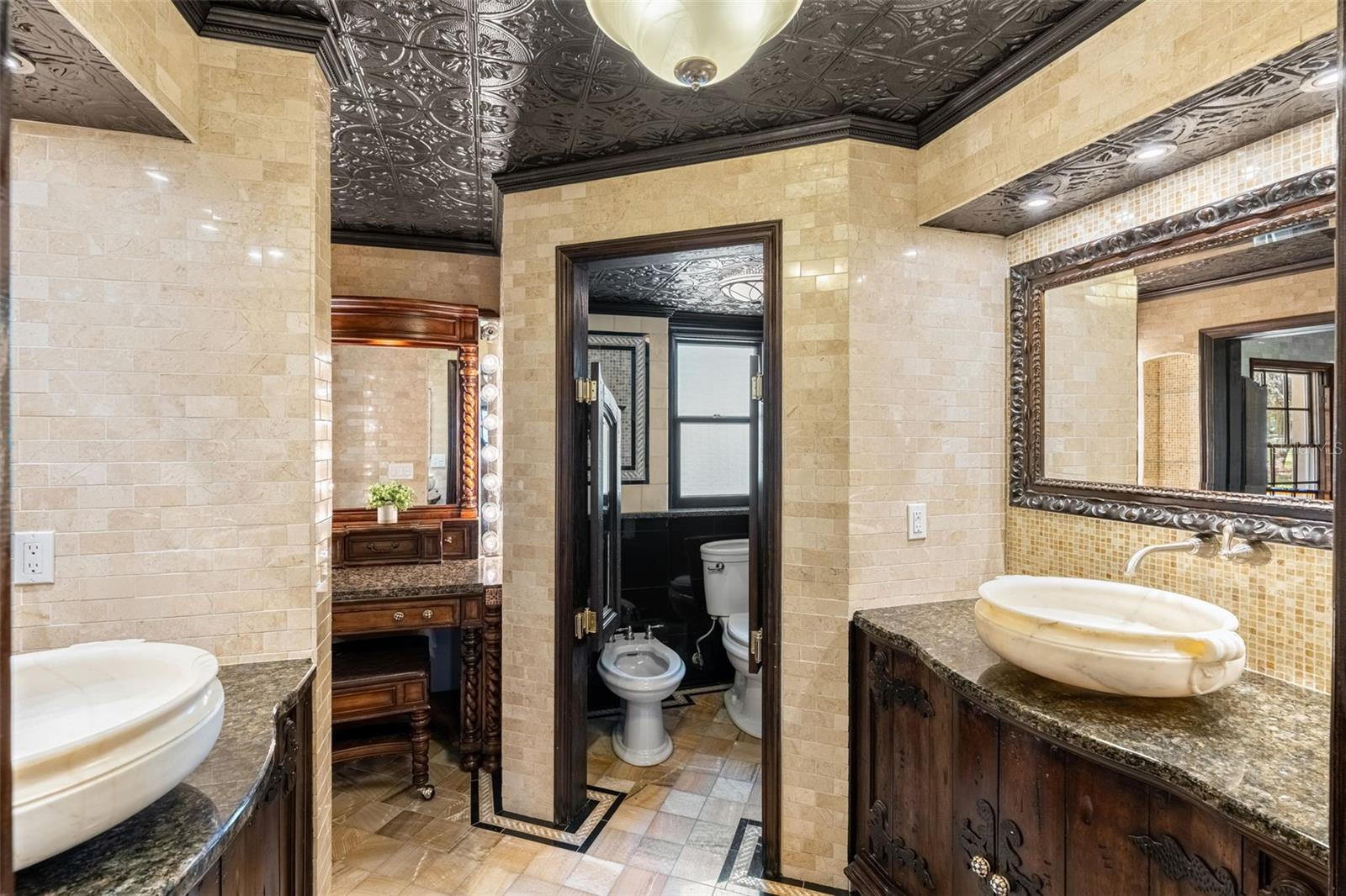 5366 N LAKE FARMS RD