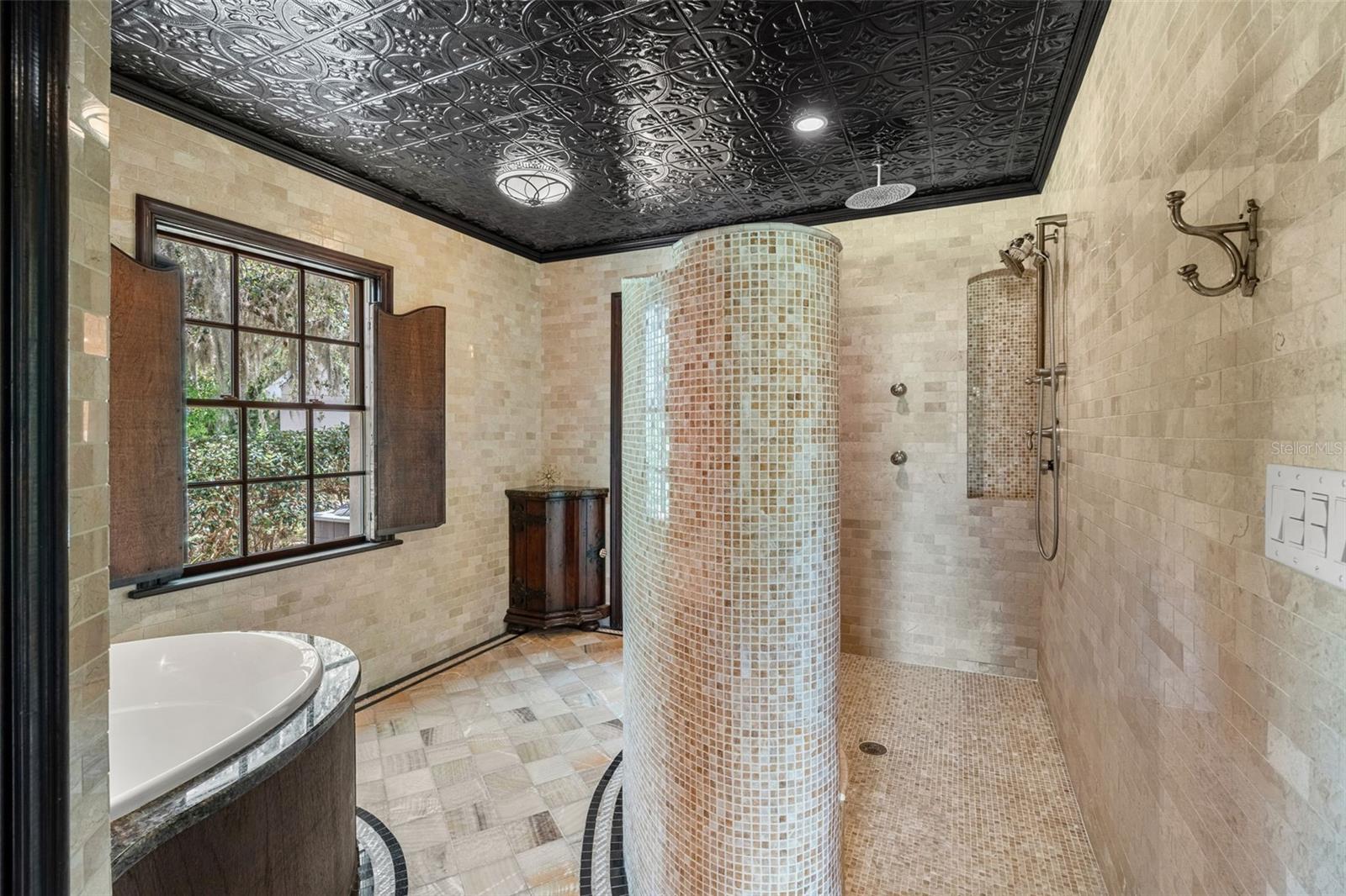 5366 N LAKE FARMS RD