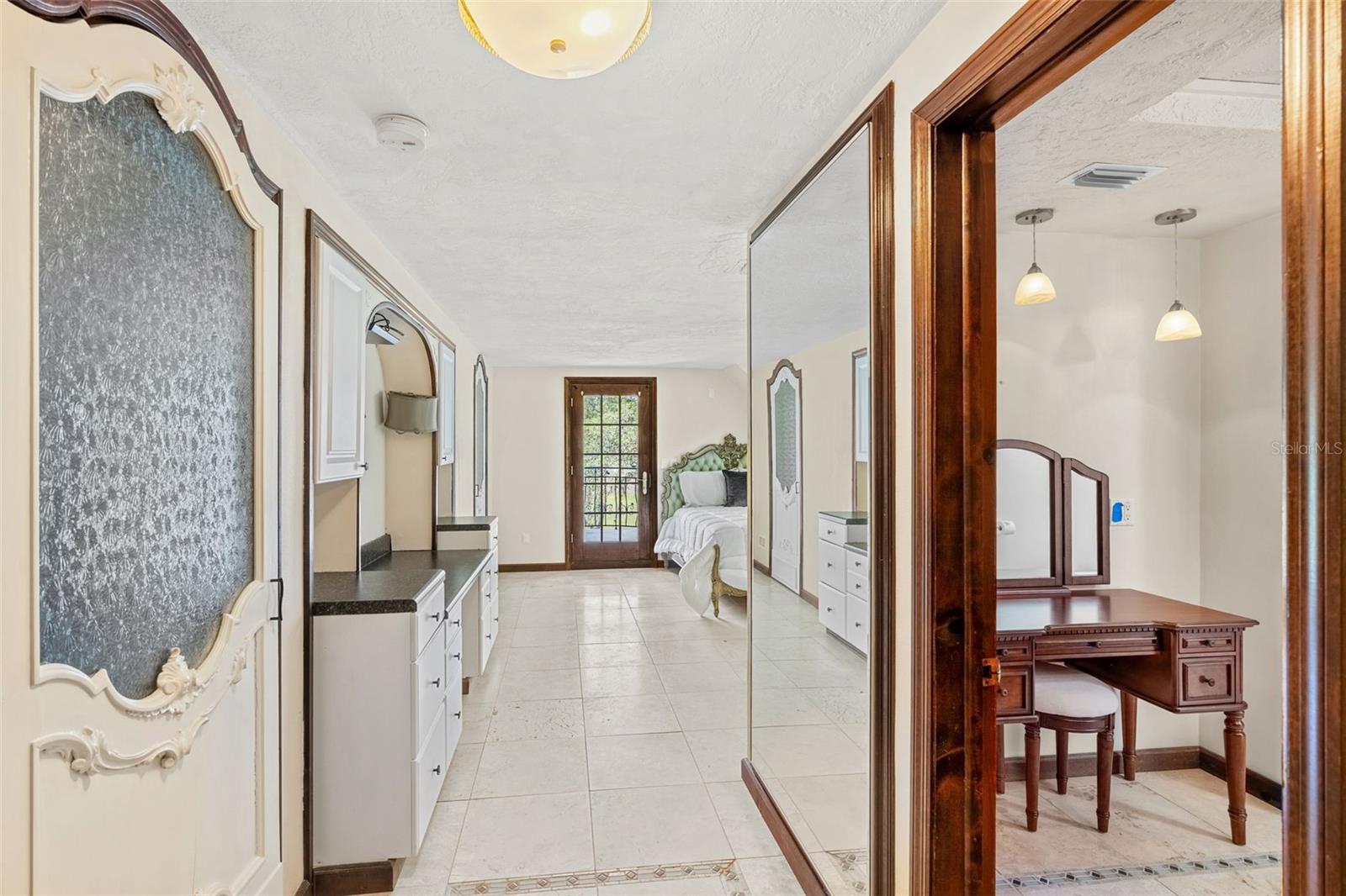 5366 N LAKE FARMS RD