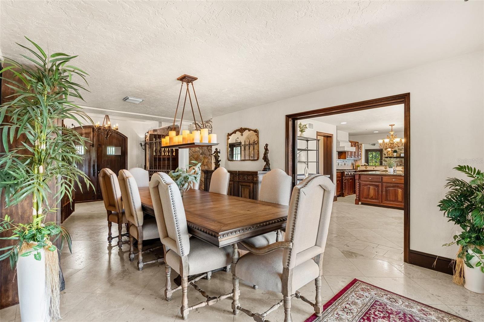 5366 N LAKE FARMS RD