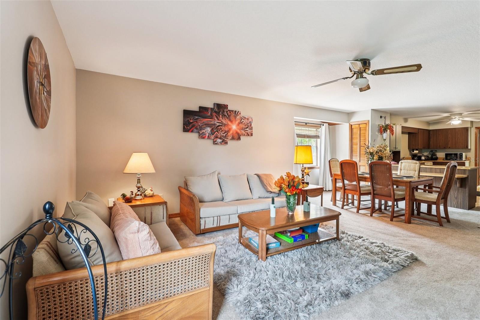 2221 OAK HILL DR