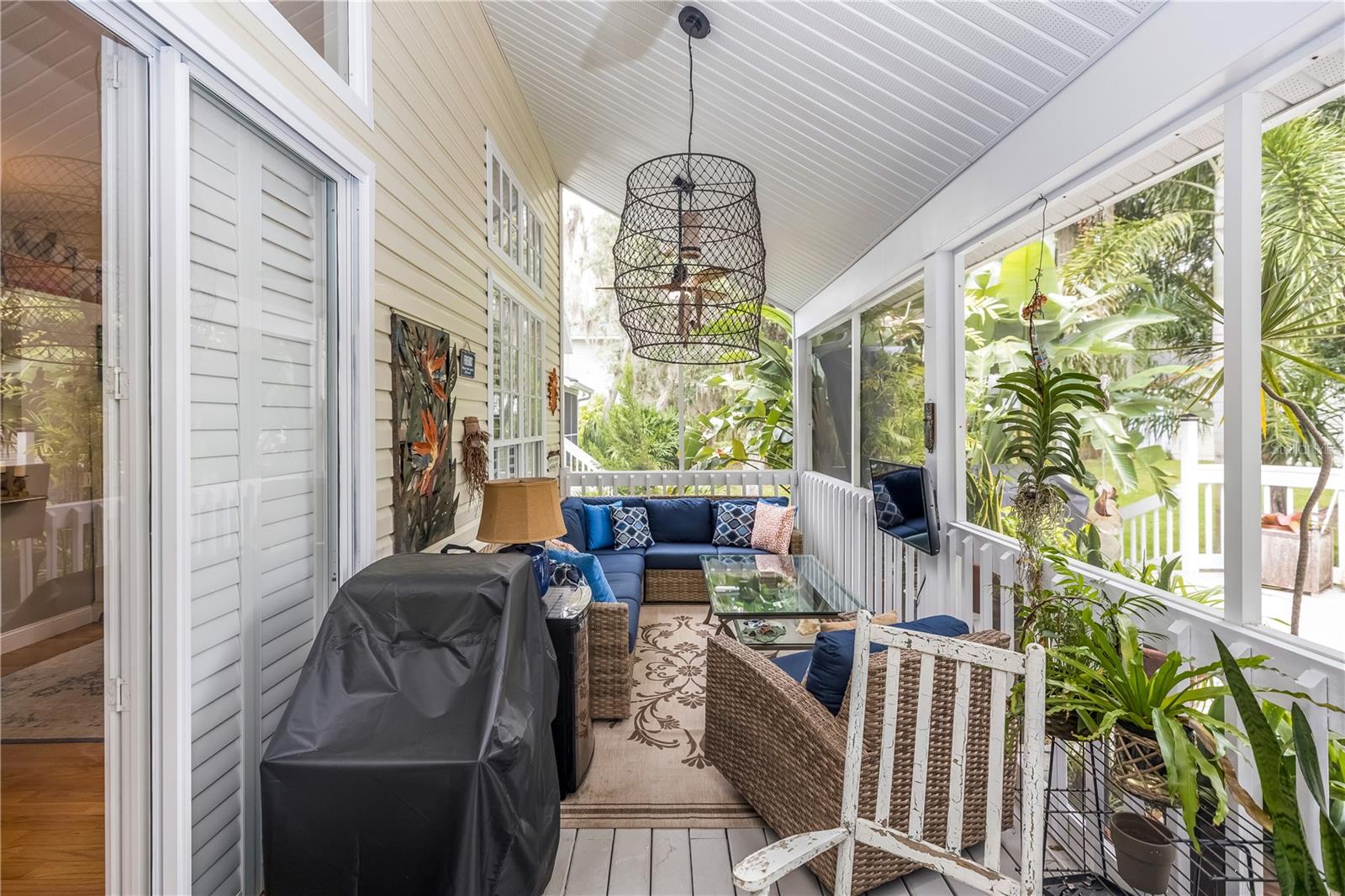 275 BAYOU CIR