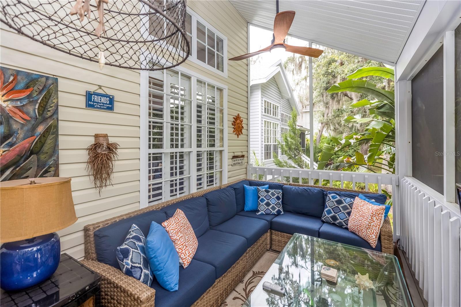 275 BAYOU CIR