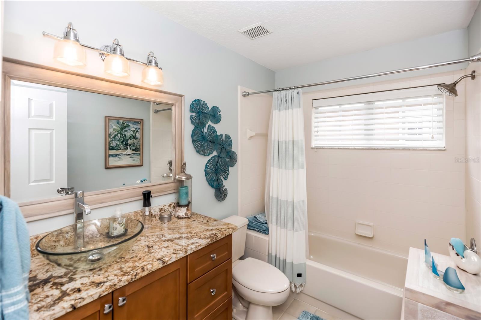 275 BAYOU CIR