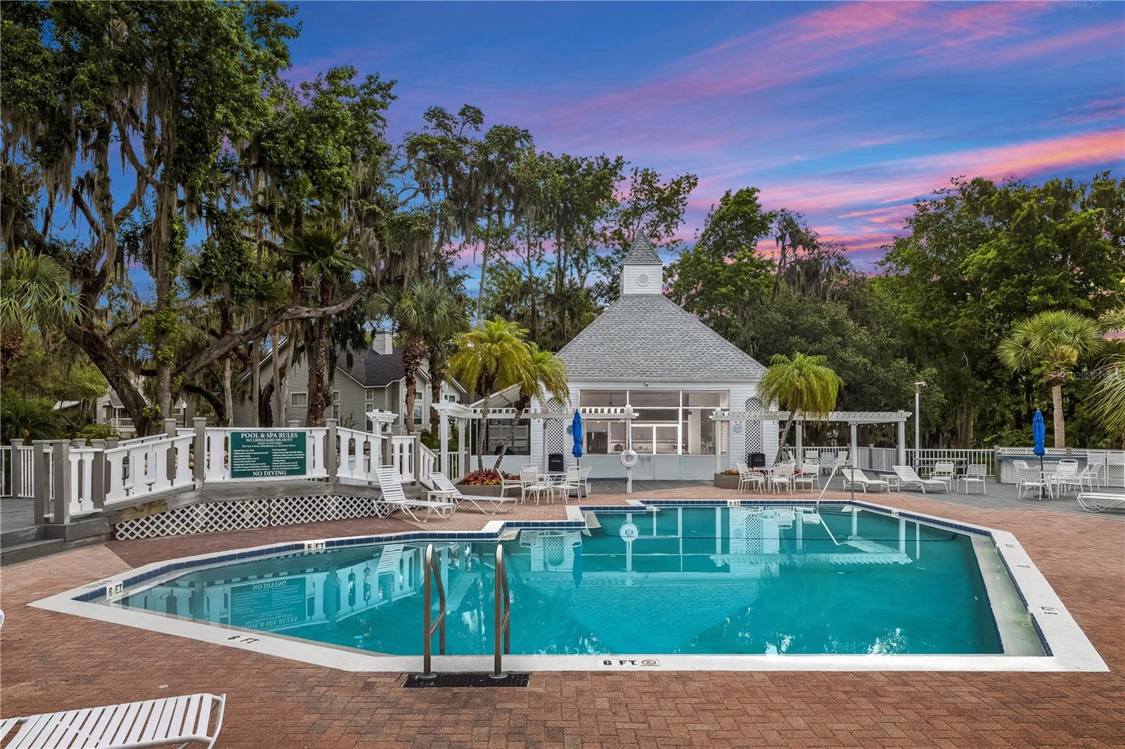 275 BAYOU CIR