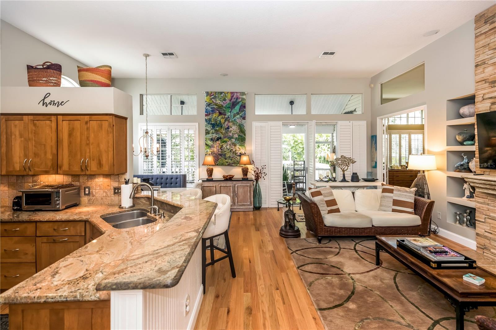 275 BAYOU CIR