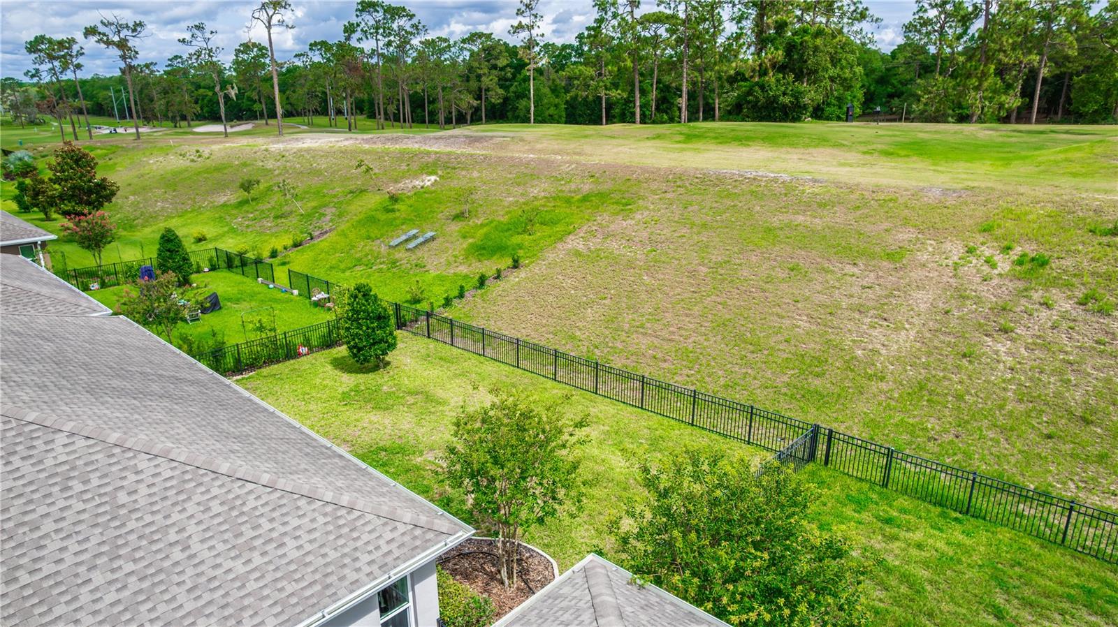 1227 VICTORIA HILLS DR N