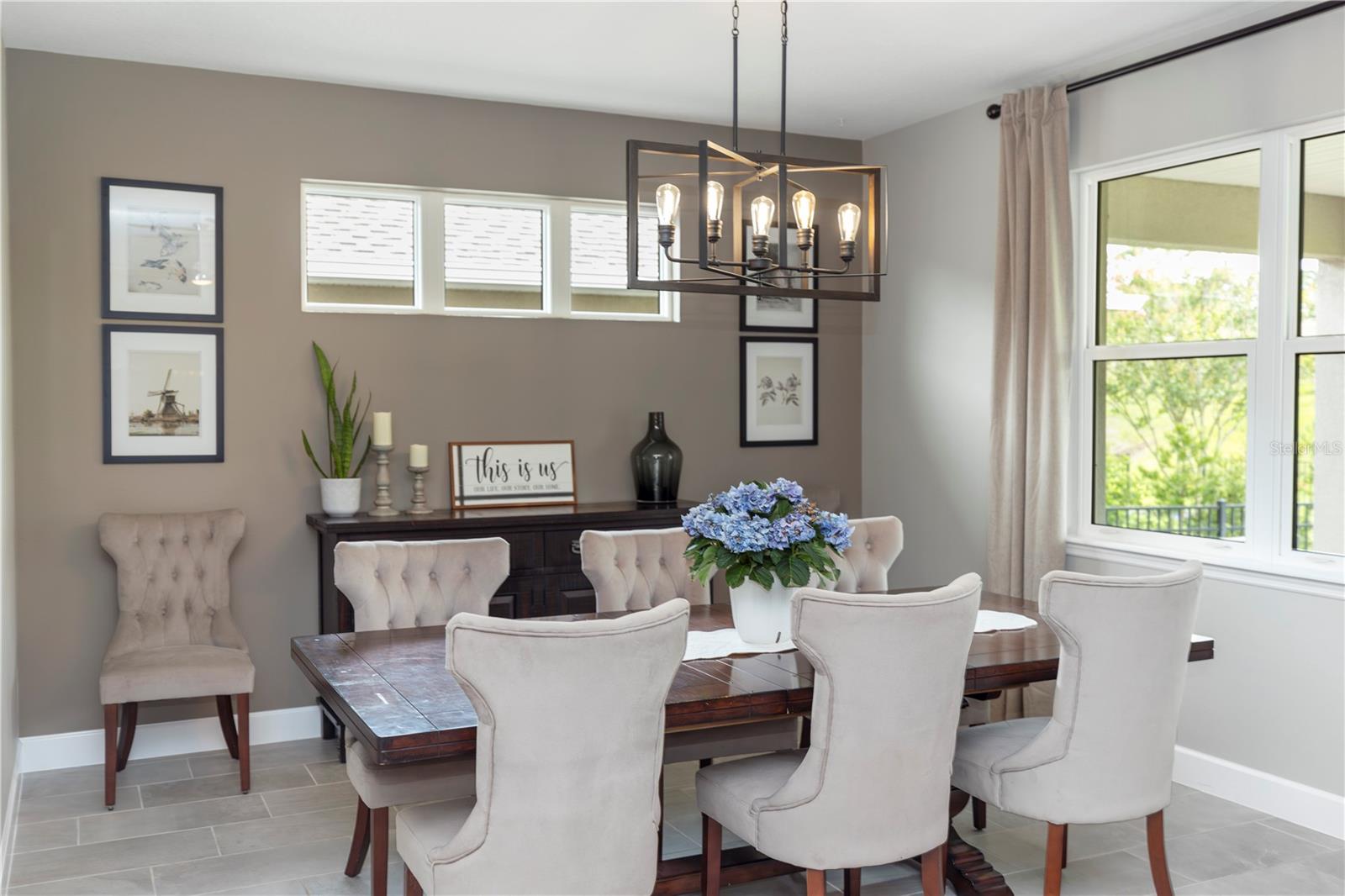 1227 VICTORIA HILLS DR N