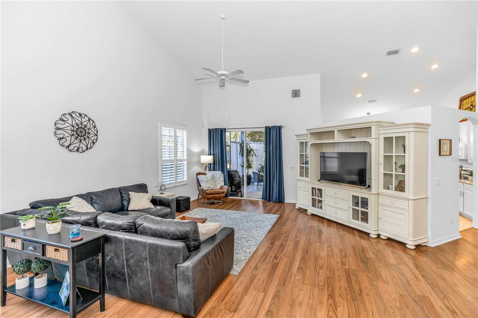 232 RIVER VILLAGE DR