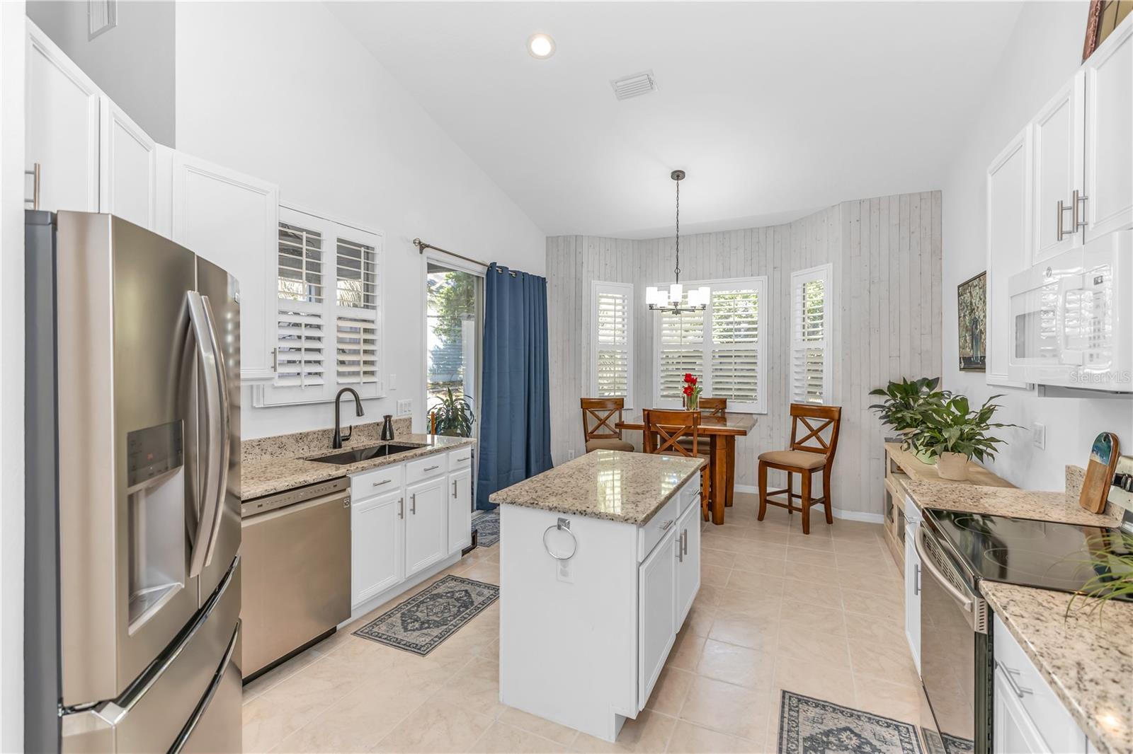 232 RIVER VILLAGE DR