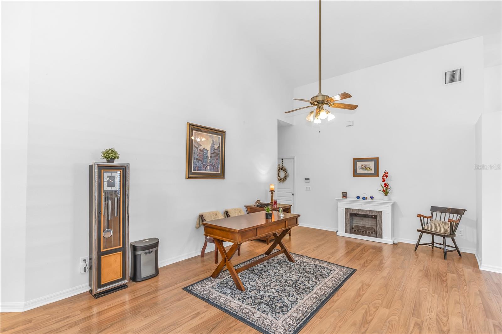 232 RIVER VILLAGE DR