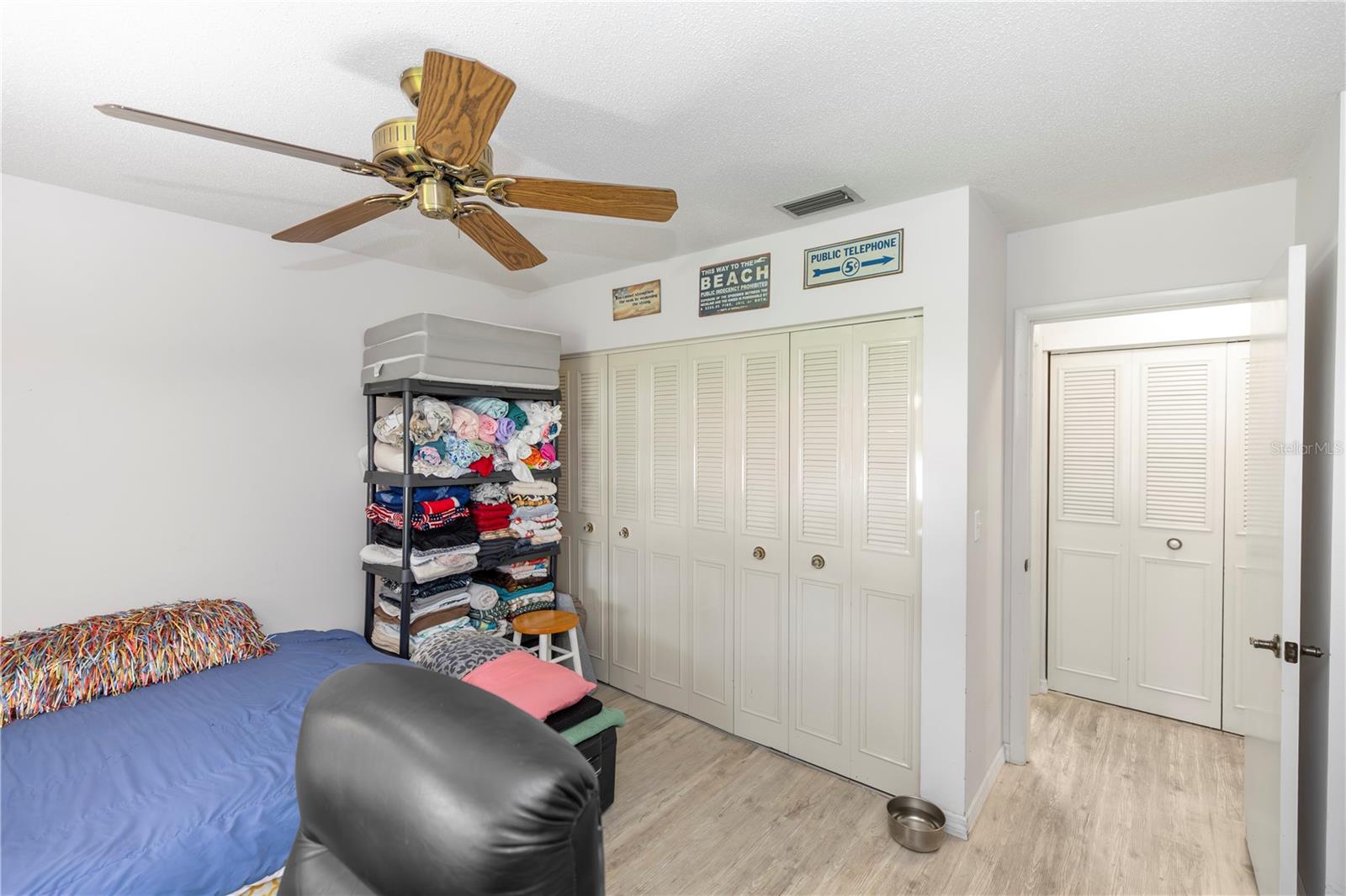 1232 HARBOUR POINT DR